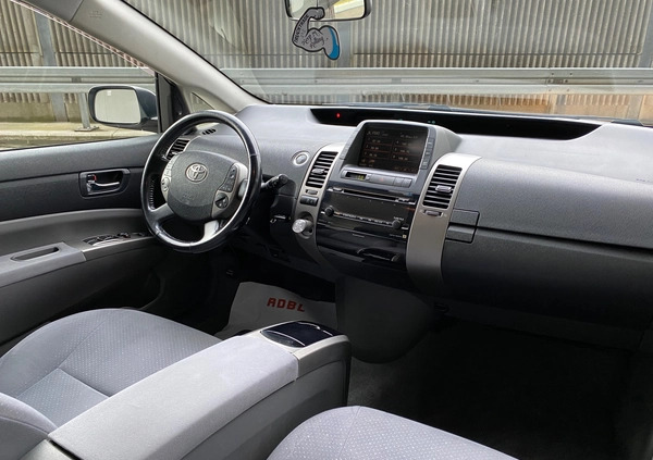 Toyota Prius cena 28900 przebieg: 160000, rok produkcji 2009 z Lublin małe 352